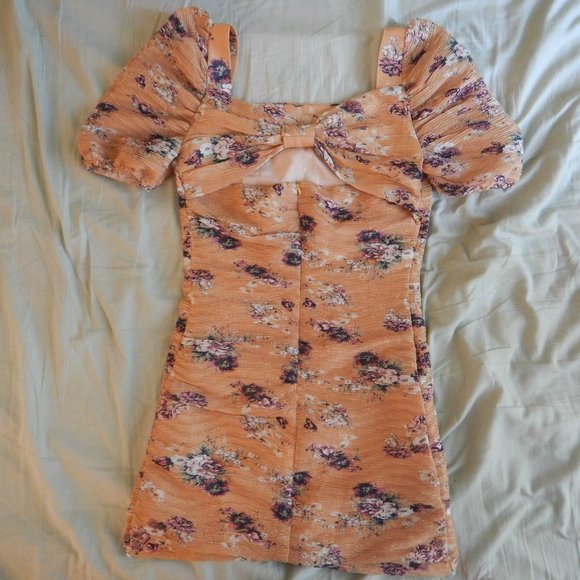 Floral Bodycon Dress - Picture 2 of 5